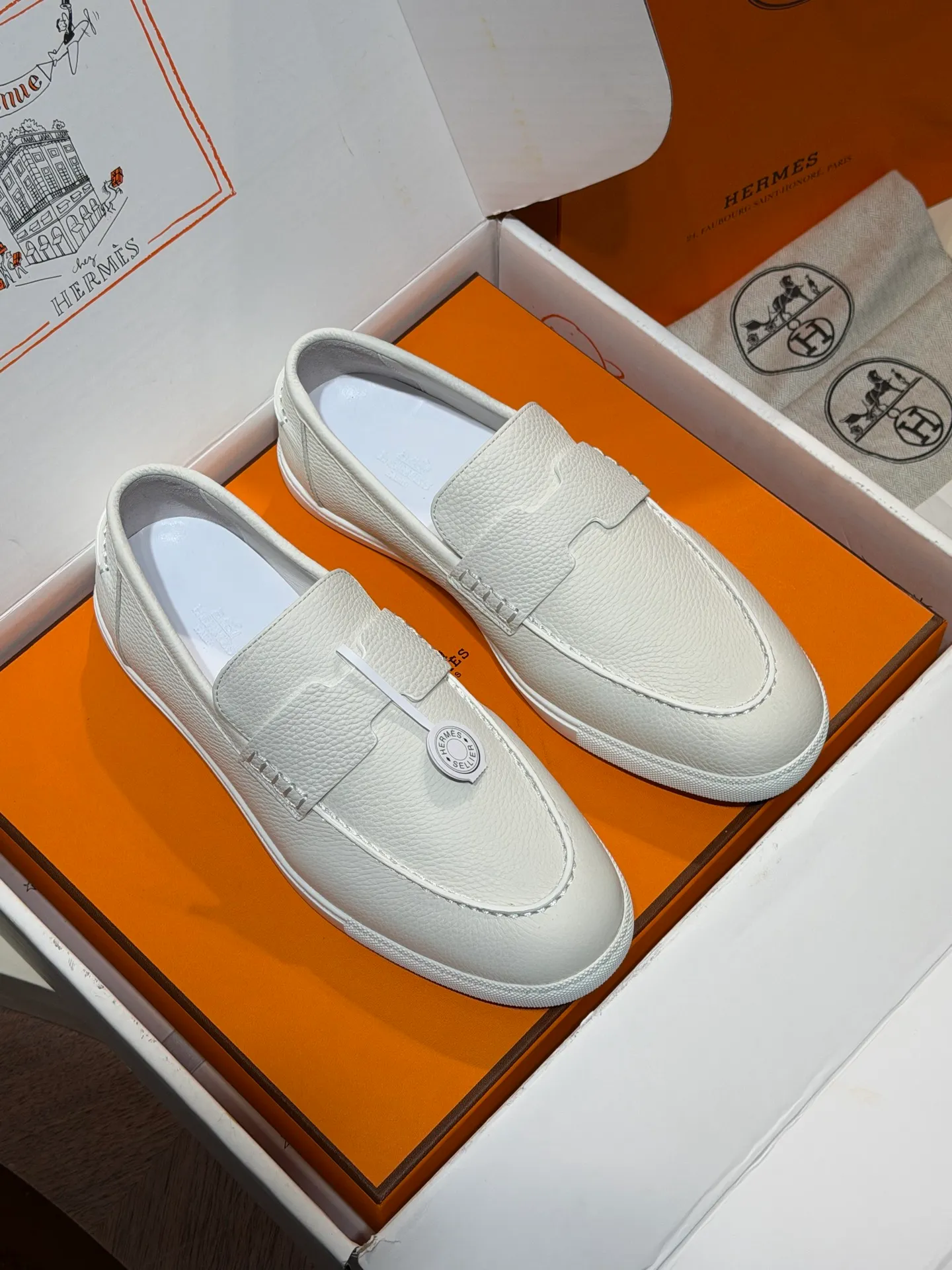 【HERMES】Top P:800💰-Size: 39-44 (38.45. Customized) H Home Freesstyle Men's Loafers Calfskin and Epsom Heritage calfskin high-top sports shoes, the soles are decorated with saddle stud buckle patterns, creating a modern urban style. Imported cowhide + cowhide lining + customized TPU outsole.